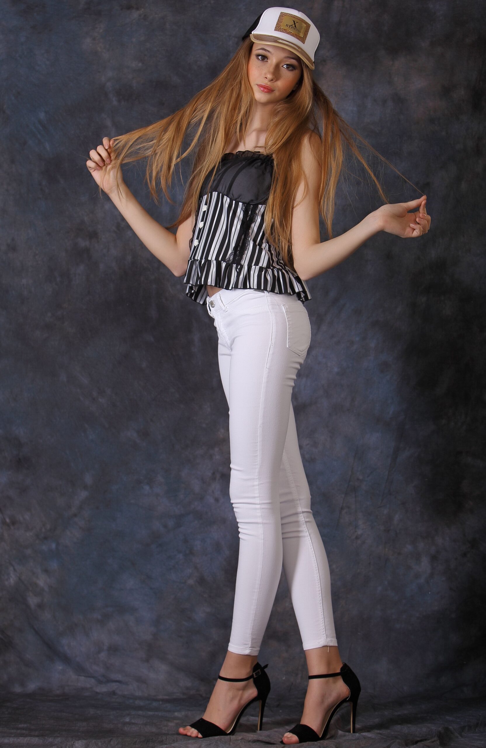 Fashion Land Daria